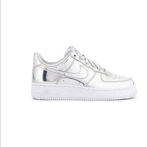 Nike Women’s Air Force 1 Silver Chrome NIB
